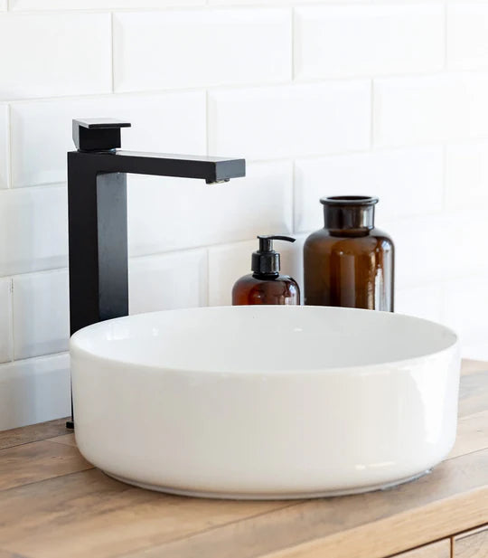 bath-royale-luxury-bath-products-bath-faucets_540x.jpg__PID:59919361-f4eb-4aeb-94af-4540af4828f9